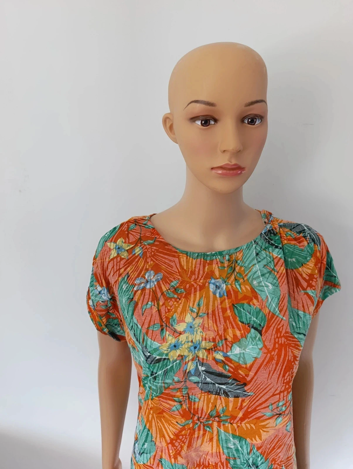 Nutmeg Dames – Tropisch bedrukt T-shirt – Maat s – photo 3
